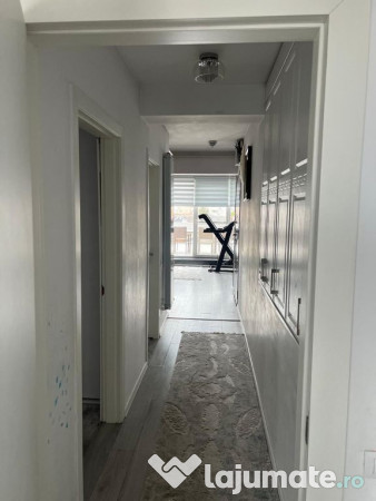 PENTHOUSE 4 CAMERE, 3 BAI SI 2 TERASE 204 MP ZONA COICIU 