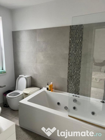 PENTHOUSE 4 CAMERE, 3 BAI SI 2 TERASE 204 MP ZONA COICIU 