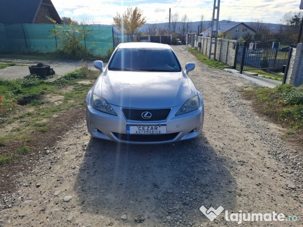 Lexus IS220D Manual 