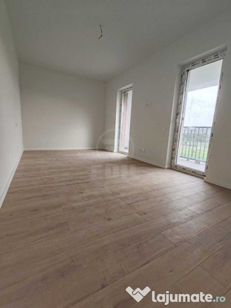 Oportunitate! Apartament 2 camere, finisat, parcare, zona Av. Iancu
