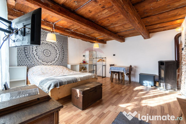 Casă cu 3 camere si teren generos de 1.519 mp în Prejme...