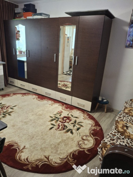 Tataras - in spatele Postei- apartament 2 camere ND -