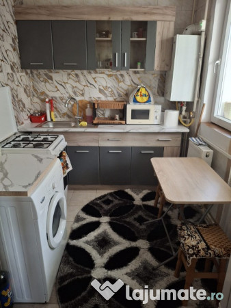 Tataras - in spatele Postei- apartament 2 camere ND -