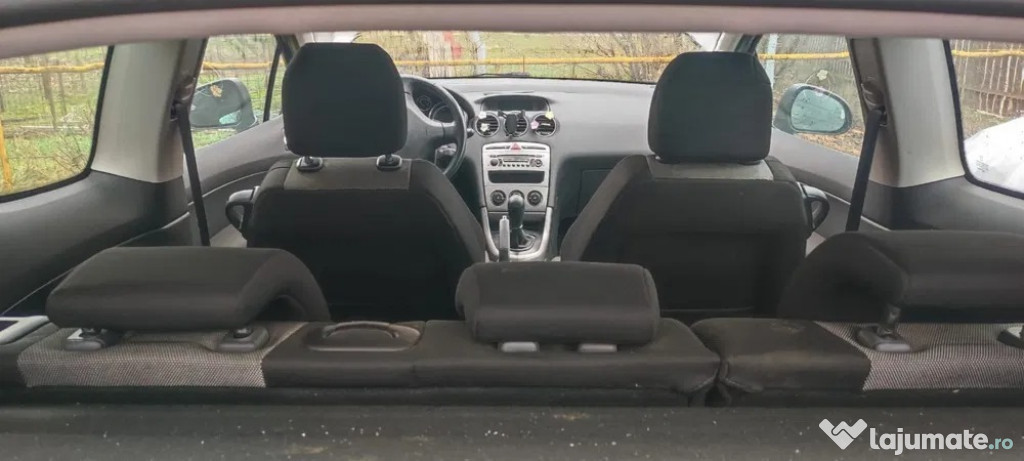 Dezmembrez Peugeot 308 Coupe 1.6 turbo 5FX 155 cai An 2010 112.000 km 