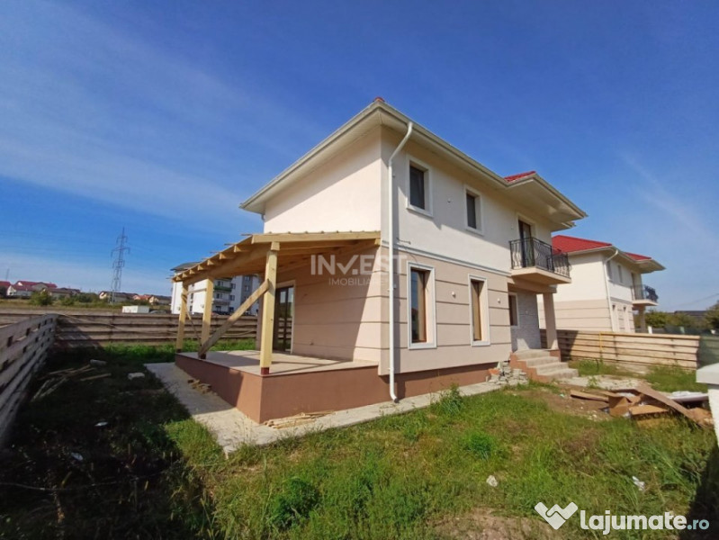 COMISION 0%, CASA INDIVIDUALA , 4 CAMERE, 2 BAI , 94 MP UTIL