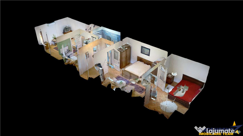 FILM Tur 3D!Casa cu 4 camere si curte, Central, Targu Mures. 