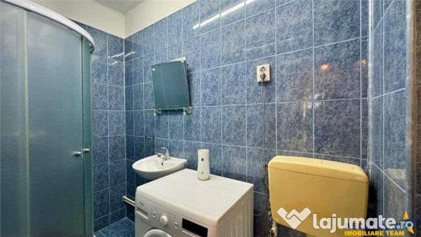 FILM Tur 3D!Casa cu 4 camere si curte, Central, Targu Mures. 