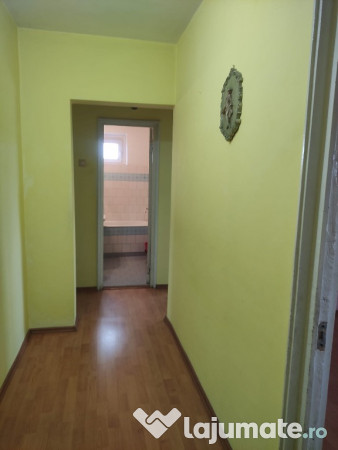 Apartament 4 camere conf. 1 decomandat Garii- Liber 