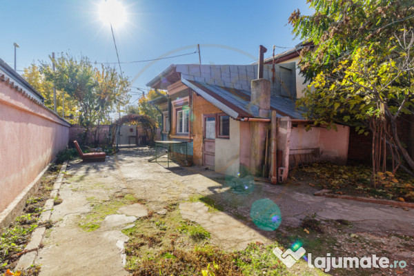 Casă cu teren 250 mp în Voluntari, str. Gheorghe Doja –