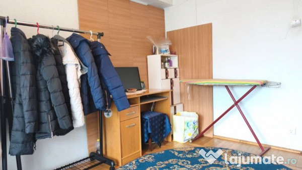 Apartament 4 camere in Simeria, zona 1 Decembrie, et 1 