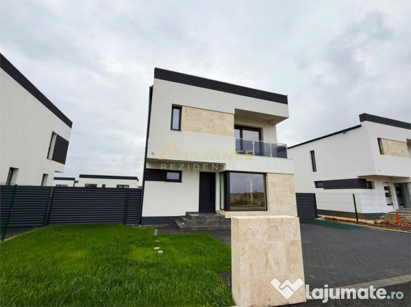 Vila individuala / 4 Camere / 3 Bai / Teren 453 mp / Mutare