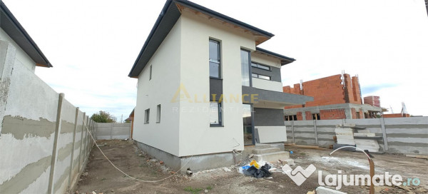 Casa individuala - 4 camere - - 2 bai - 125 mp utili