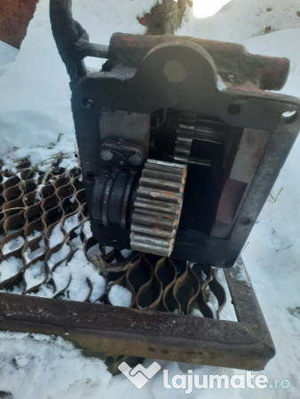 Punte față UTB 651 4x4 