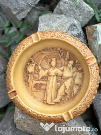 Scrumieră asiatică din piatră de marmura 