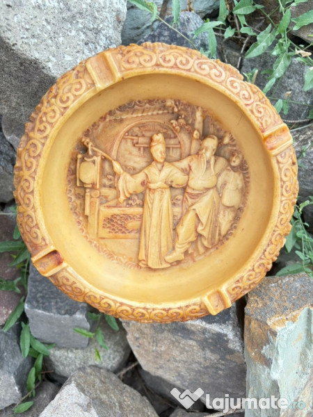 Scrumieră asiatică din piatră de marmura 