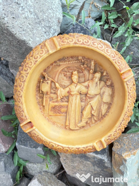 Scrumieră asiatică din piatră de marmura 