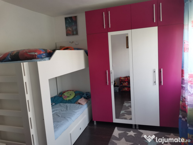 Apartament 2 camere str. Constructorilor 
