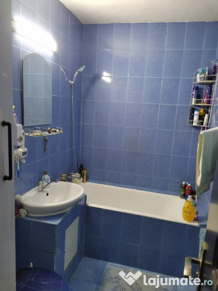 Apartament 2 camere str. Constructorilor 