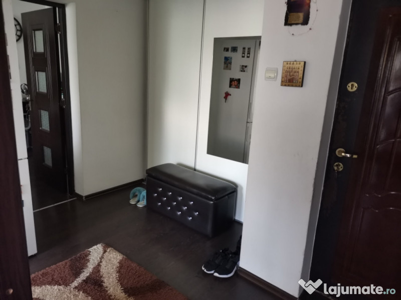 Apartament 2 camere str. Constructorilor 