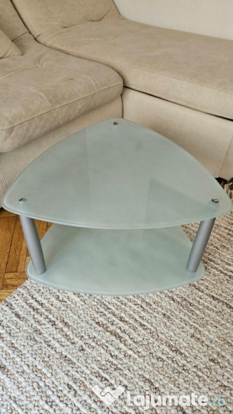 Măsuță de cafea pentru canapea in Living 