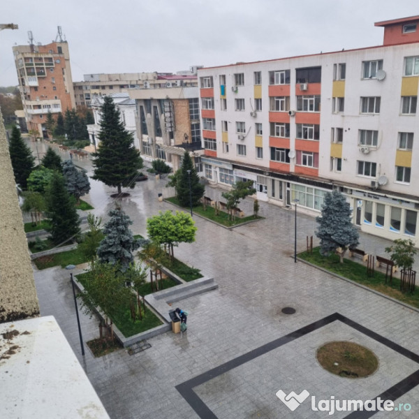 APARTAMENT DE VANZARE CU 2 CAMERE 