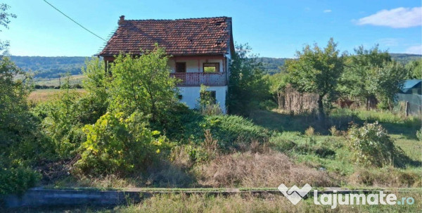 Casa cu teren Ciochiuta, Mehedinti