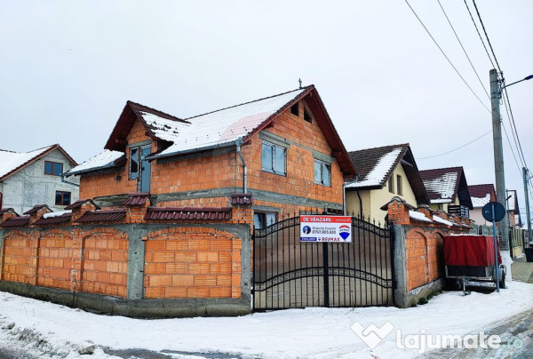 Casă vilă de vânzare în Cristian, Sibiu