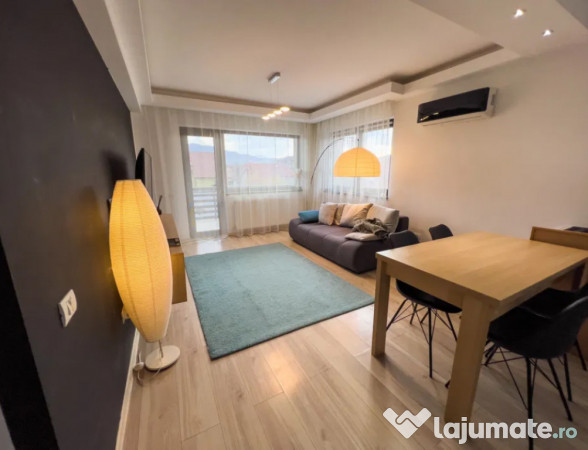 Apartament 2 camere, decomandat - zona Tractorul