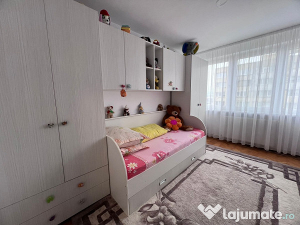 Apartament 3 camere, decomandat,zona Deva Mall/Baroul de avocati 