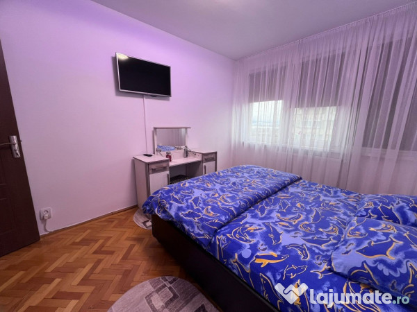 Apartament 3 camere, decomandat,zona Deva Mall/Baroul de avocati 