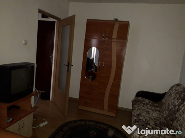 Garsoniera etaj 2/4, Ansamblul Dorobantilor. 