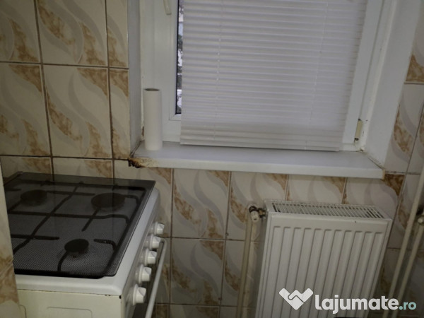 Garsoniera etaj 2/4, Ansamblul Dorobantilor. 