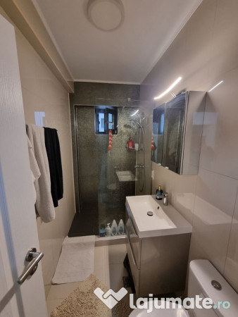 Compozitori-apartament 3 camere finisat modern cu loc de ... 