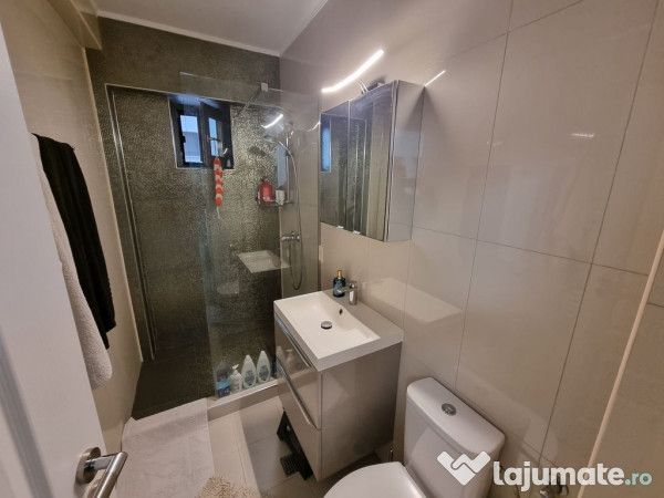Compozitori-apartament 3 camere finisat modern cu loc de ... 