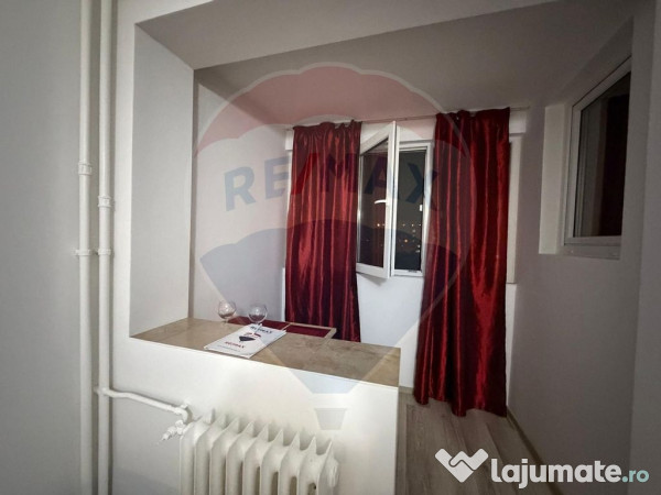 Garsonieră de închiriat în Brazdă 