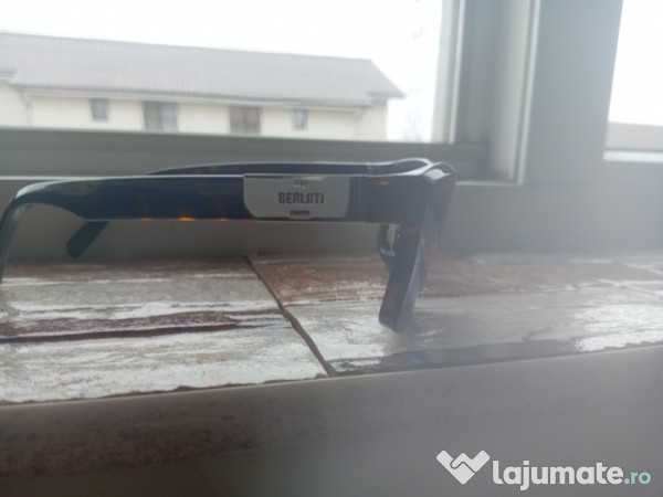 Ochelari de soare pentru femei Berluti Paris 