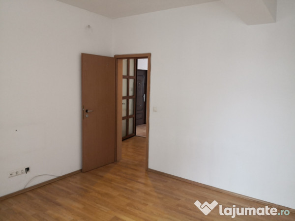 Apartament 2 camere dec. 65 mp zona Kauflandul de jos