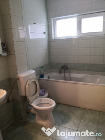 Apartament 2 camere dec. 65 mp zona Kauflandul de jos