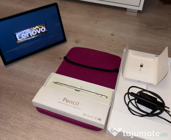 Tableta Yoga Tab 11 cu pen și husa incluse