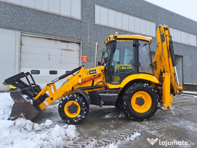 Buldoexcavator deszapezire Bucuresti ilfov Inchiez utilaje deszapeziri 