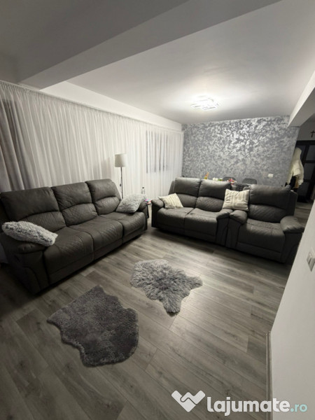 Set canapele cu recliner