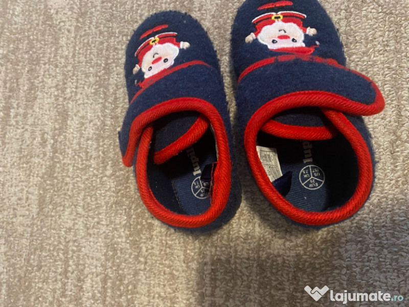 Papuci pentru casa lupilu 