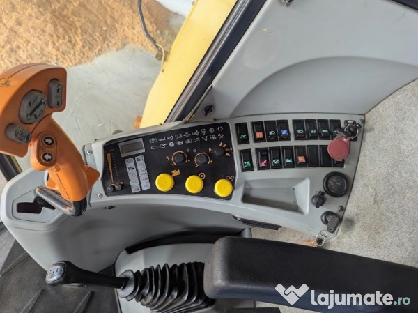 Combina New Holland TC5070 - an 2012 - primul proprietar 