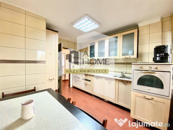 Apartament 2 camere, foarte spatios, ultracentral Catedrala, 