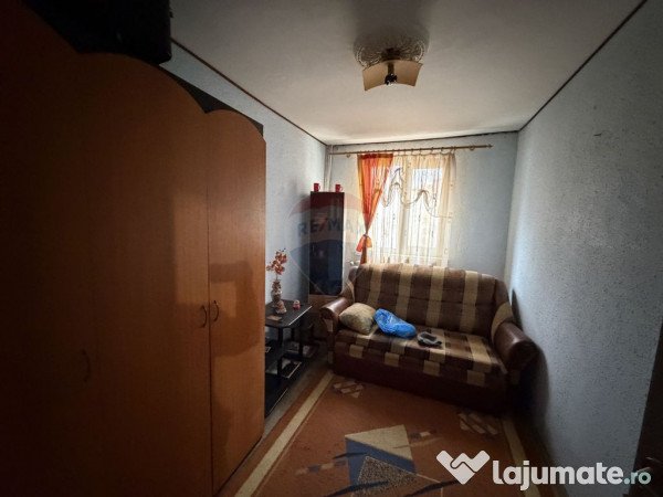 Apartament 3 camere et 2