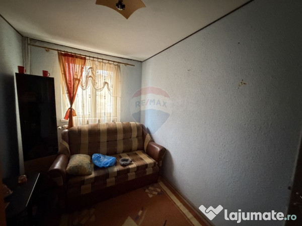 Apartament 3 camere et 2