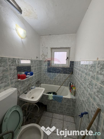 Apartament 3 camere et 2