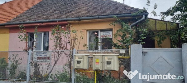 Apartament 3 cam casa 85mp,Pta Cluj,250mp curte str. Ion Reteganu nr.2