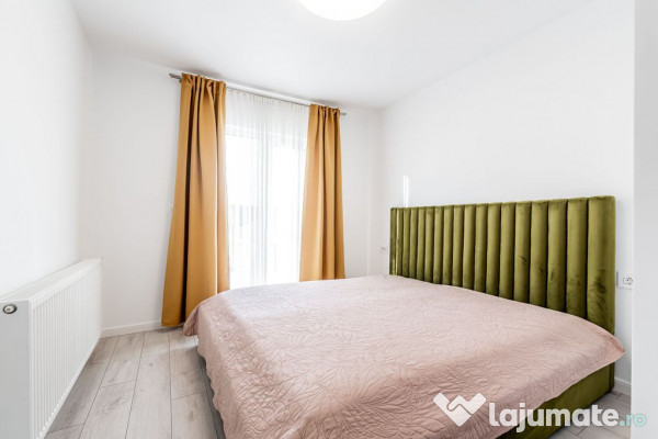 Doua case de vanzare la pret de una in Vladimirescu carti... 