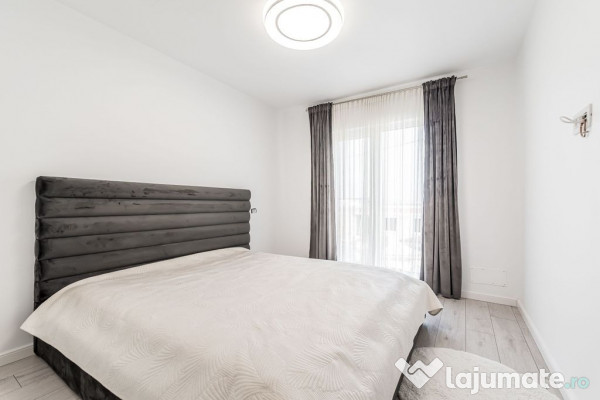 Doua case de vanzare la pret de una in Vladimirescu carti... 